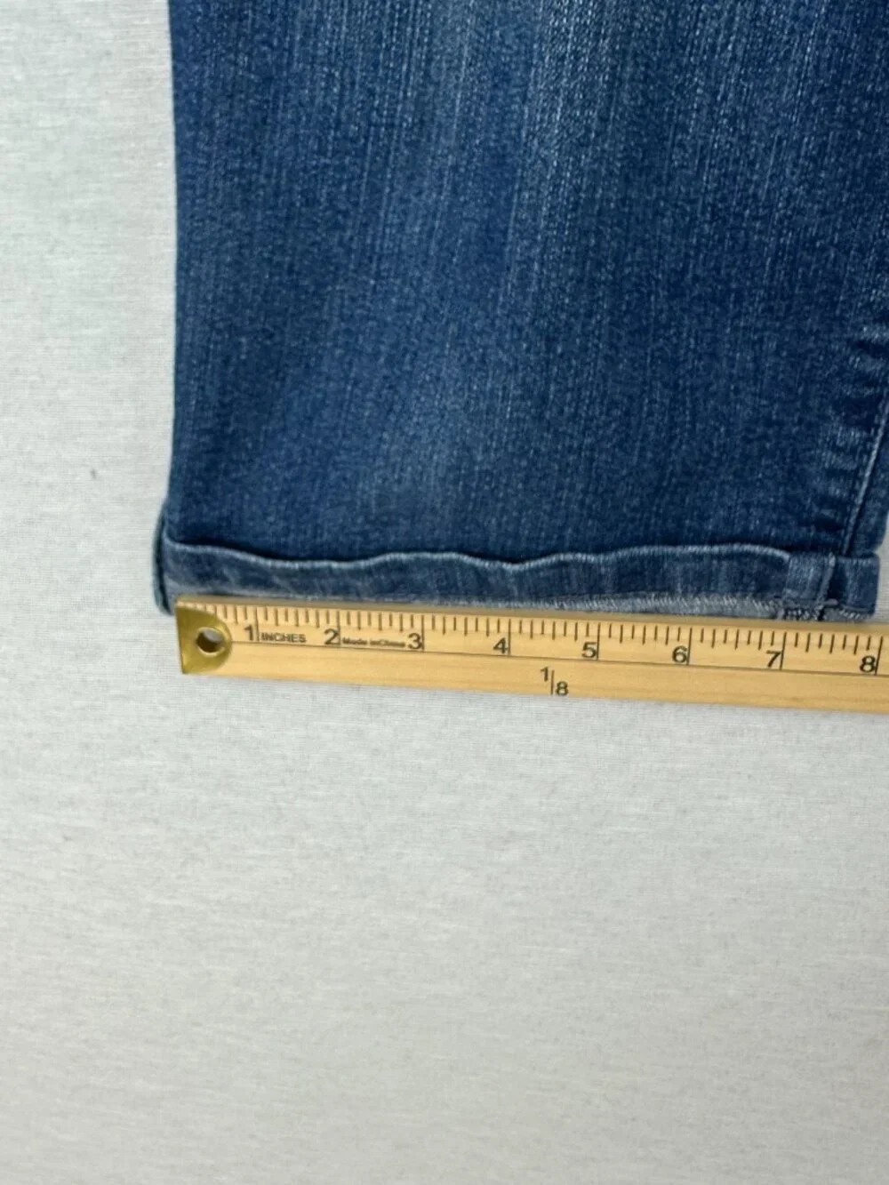 GLORIA VANDERBILD AMANDA BLUE CAPRI CUFFED WOMENS JEANS SIZE 6